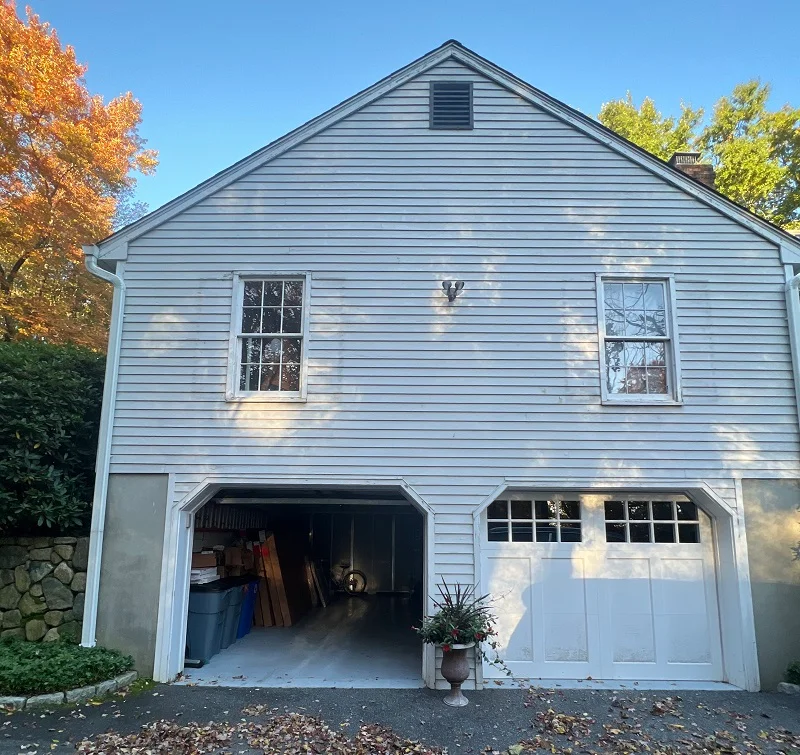 New Canaan colonial in need of window replacement